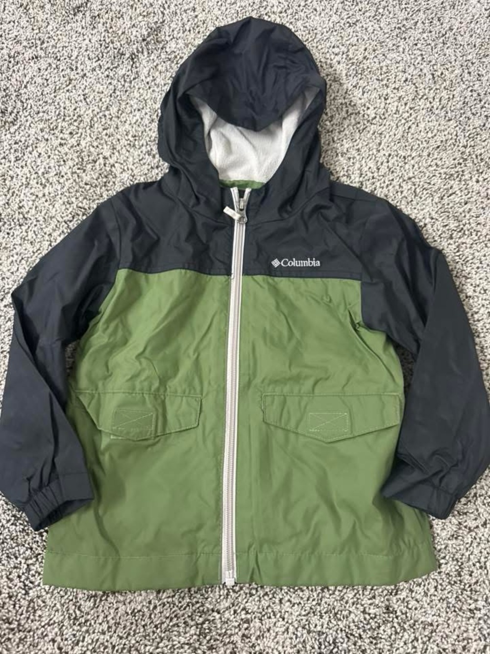 Columbia size 4T